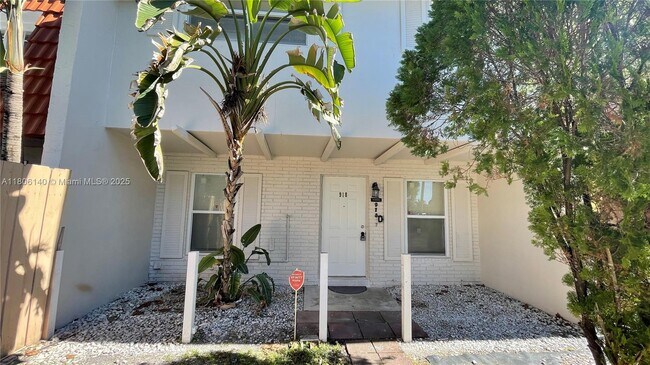 property at 918 SW 74th Ave