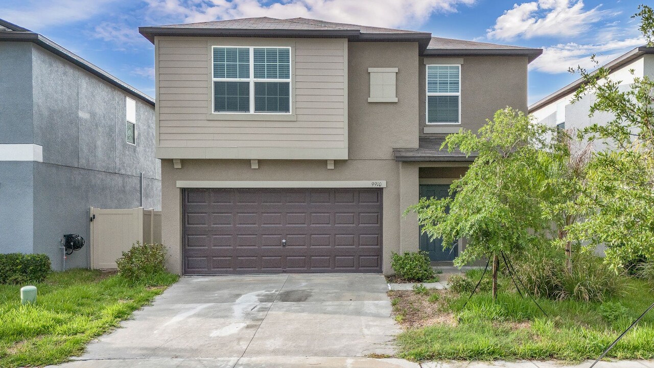 9910 Spanish Lime Ct in Riverview, FL - Building Photo