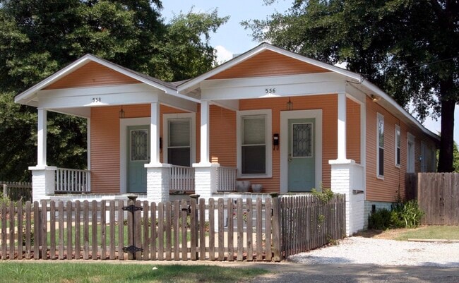 property at 538 Walnut St