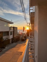 213 Moonstone St in Manhattan Beach, CA - Foto de edificio - Building Photo