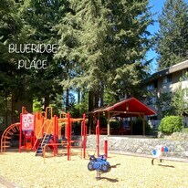 BLUERIDGE PLACE in North Vancouver, BC - Building Photo
