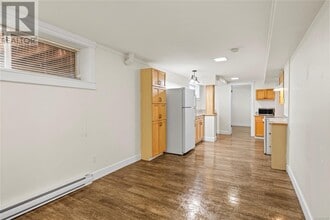 425 Wharton St in Nanaimo, BC - Building Photo - Building Photo