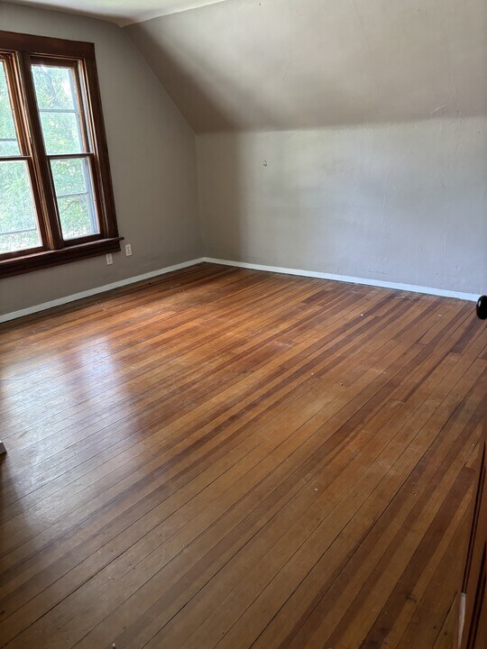 119 N Harvard St in Vermillion, SD - Building Photo