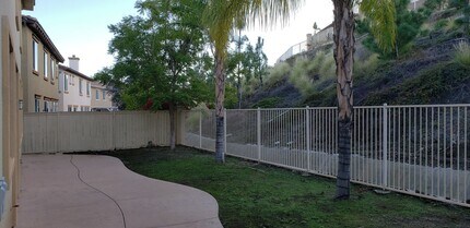 70 Vía De La Valle in Lake Elsinore, CA - Building Photo - Building Photo