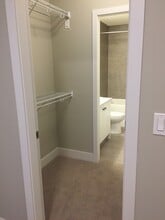 1958-1958 N Parallel Rd in Abbotsford, BC - Building Photo - Building Photo