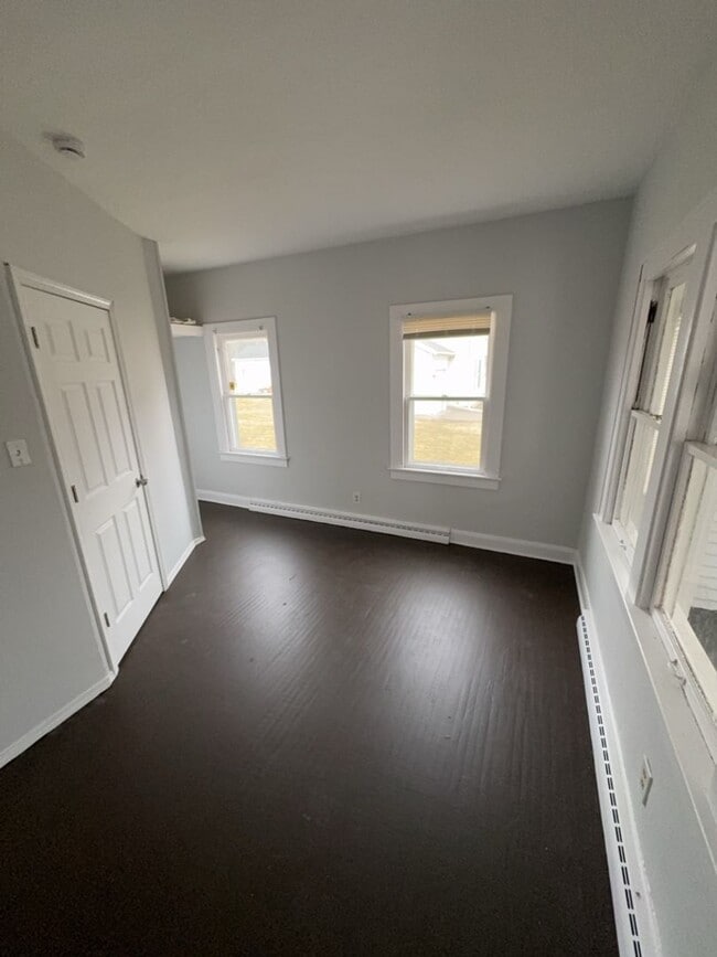 960 W Delaware Ave in Toledo, OH - Building Photo - Building Photo