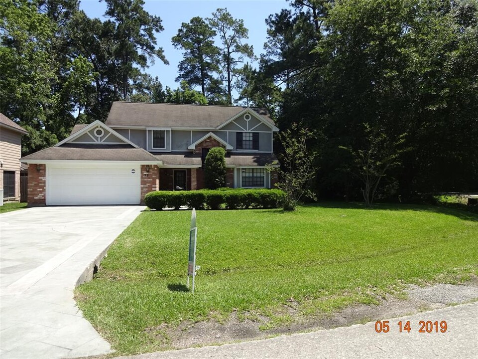 73 Hickory Oak Dr in Spring, TX - Building Photo