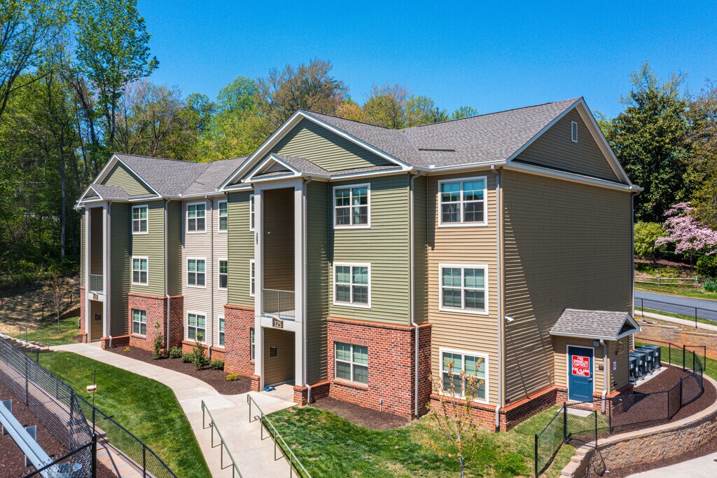 Brookdale Apartments Charlottesville, VA Apartments