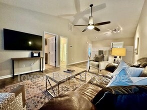 549 Edgecliff Ln in Evans, GA - Building Photo - Building Photo
