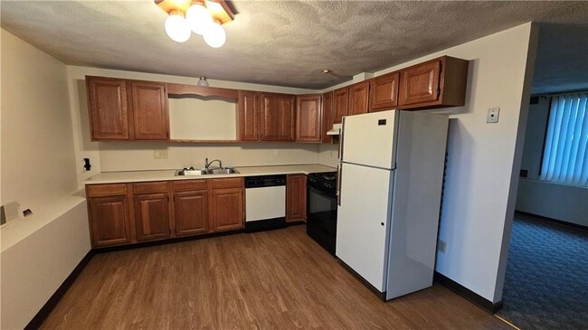 25 Greene Ave in Cranston, RI - Building Photo - Building Photo