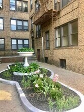 148 37th St, Unit 3A in Union City, NJ - Foto de edificio - Building Photo