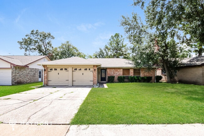 5914 Fallengate Dr in Spring, TX - Building Photo - Building Photo