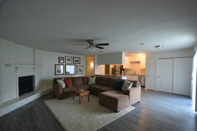 24215 Beef Canyon Dr in Hockley, TX - Building Photo - Building Photo