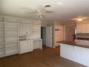 205 Cater St in St. Simons Island, GA - Building Photo - Building Photo