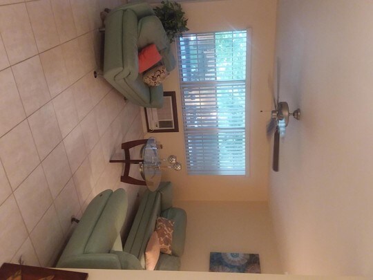 348 Windsor O in West Palm Beach, FL - Building Photo