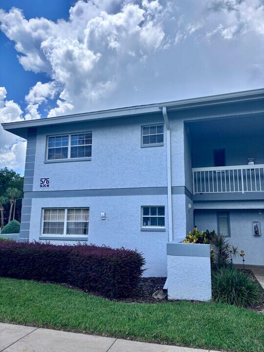576 Fairways Ln in Ocala, FL - Building Photo