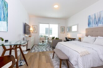 The Dillon II at Silver Lake in Los Angeles, CA - Building Photo - Interior Photo