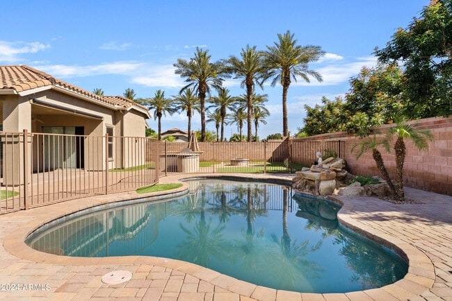 property at 4301 S Newport St