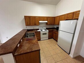 4795 Cumbrian Lakes Dr in Kissimmee, FL - Building Photo - Building Photo