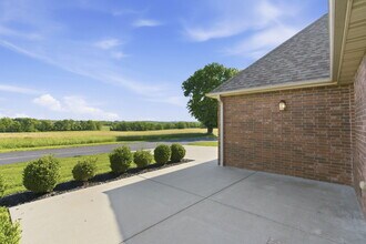 3835 E Brookdale Terrace in Springfield, MO - Building Photo - Building Photo