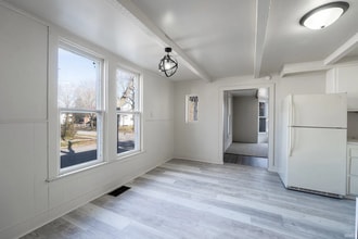 1437 Oakland St in Fort Wayne, IN - Building Photo - Building Photo