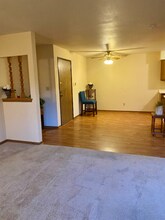 S70W14965 Cornell Cir in Muskego, WI - Building Photo - Building Photo