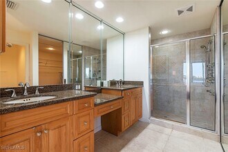 4560 Gulf Shore Blvd N in Naples, FL - Building Photo - Building Photo
