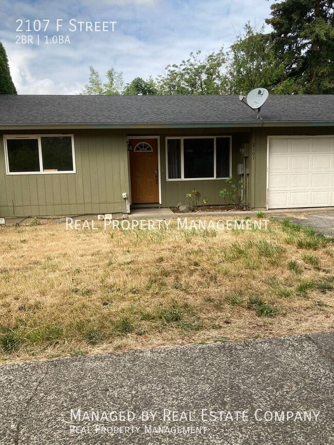 2107 F St in Washougal, WA - Building Photo - Building Photo