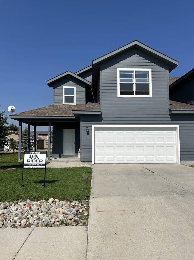 property at 404 Par Ave