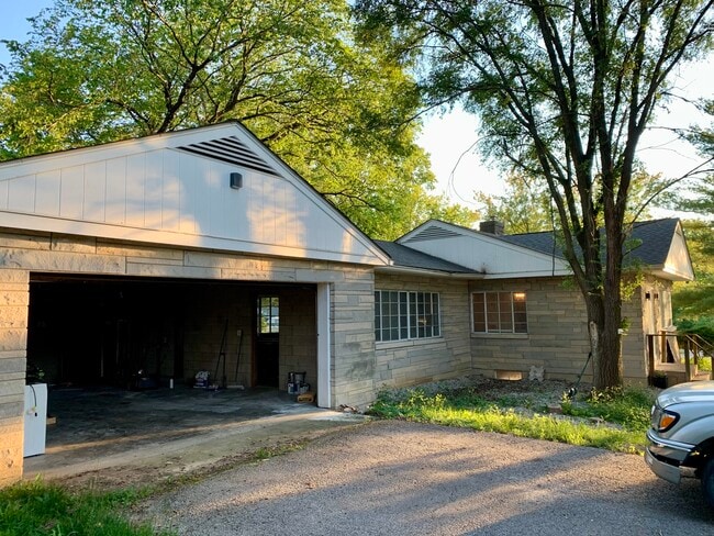 property at 2000 E Atwater Ave