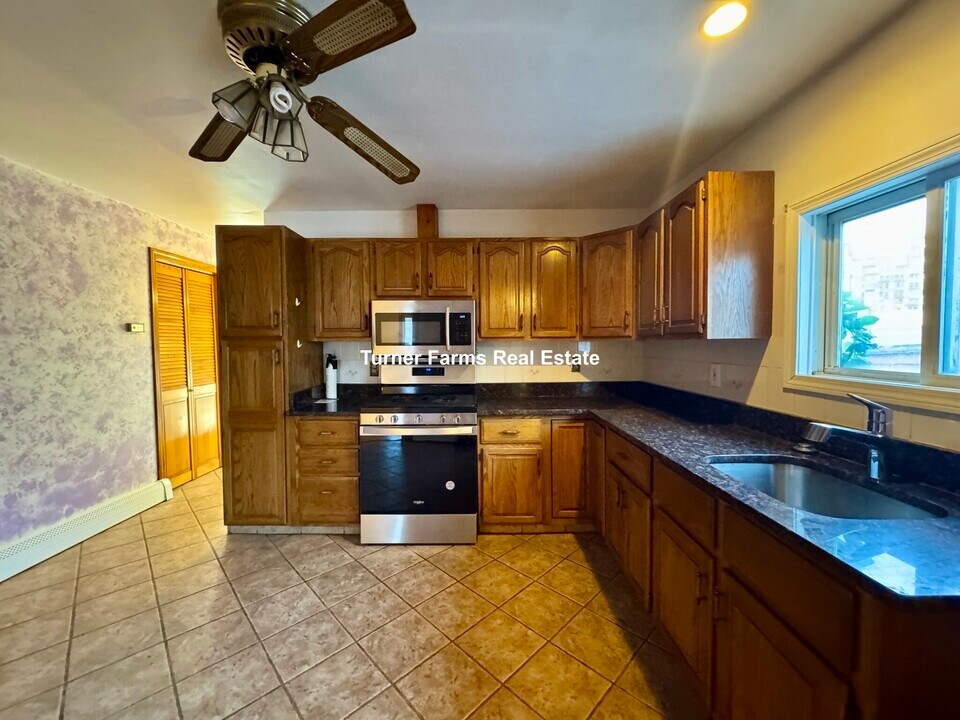 67 Gore St, Unit 2F in Cambridge, MA - Building Photo
