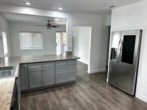 1532 N Calaveras St in Fresno, CA - Building Photo - Building Photo