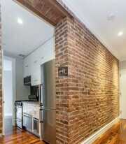 Lexington Avenue, Unit 4 in New York, NY - Building Photo