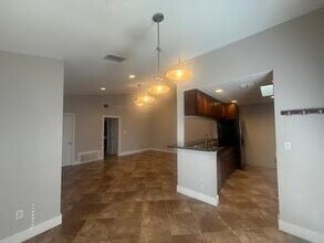 2604 W 8th St in Austin, TX - Building Photo - Building Photo