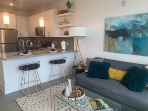 Montague at Park Circle in North Charleston, SC - Building Photo - Building Photo