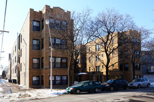 2618 N Rockwell St Apartamentos