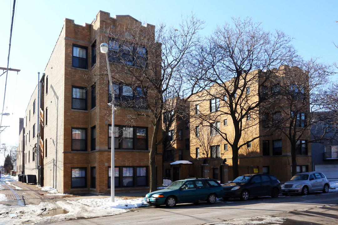 2618 N Rockwell St in Chicago, IL - Building Photo