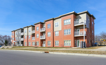 Tennyson Ridge in Madison, WI - Foto de edificio - Building Photo