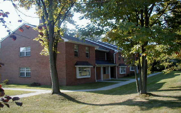 Sterling Parc in Cedar Knolls, NJ - Foto de edificio - Building Photo