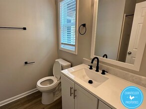 25 Bashford Rd in Raleigh, NC - Building Photo - Building Photo