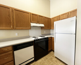 Stonehouse Apartments in Cannon Falls, MN - Foto de edificio - Building Photo