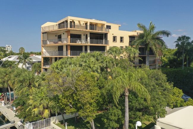 Port by Water Condominium in Miami, FL - Building Photo - Building Photo