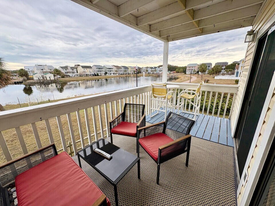219 Atlanta Ave in Carolina Beach, NC - Building Photo