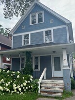 497 E 127th St in Cleveland, OH - Building Photo