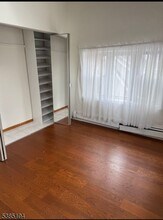 321 Stiles St in Elizabeth, NJ - Building Photo - Building Photo