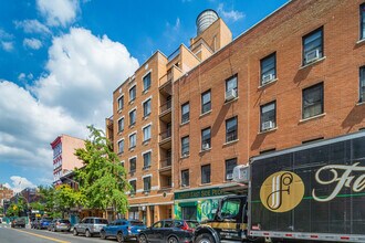 Adam's Court in New York, NY - Building Photo - Building Photo