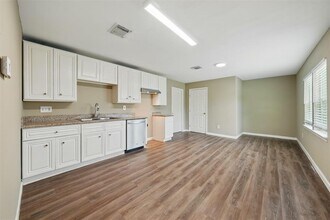 3615 Seabrook St in Houston, TX - Building Photo - Building Photo