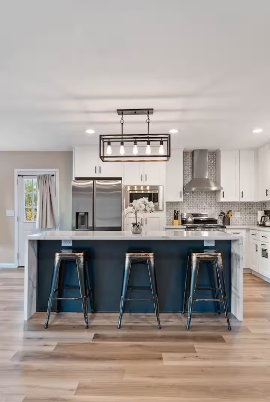 property at 2610 Arnott St
