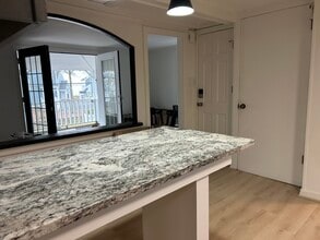 85 Cosey Beach Ave, Unit 2 in East Haven, CT - Building Photo - Building Photo