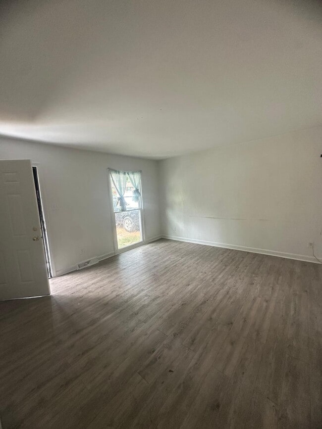 924 Carrington Dr in Charlotte, NC - Building Photo - Building Photo